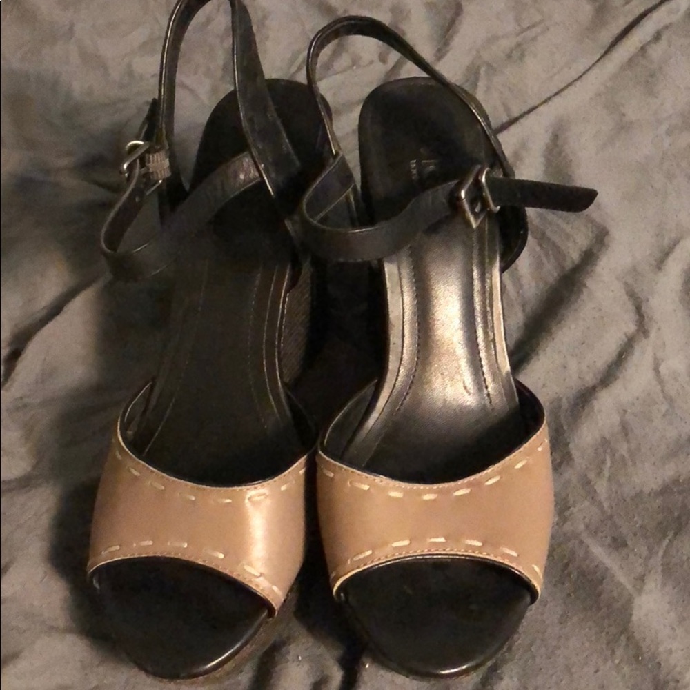 Wedges - Picture 2 of 3